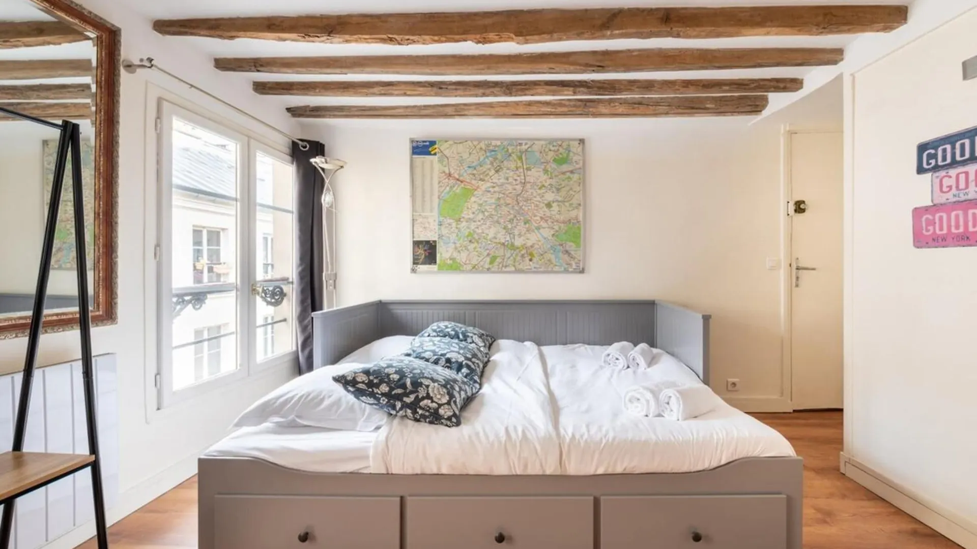 Central Parisian-Style Studio Apart - Sentier Apartment 0*, Paris France